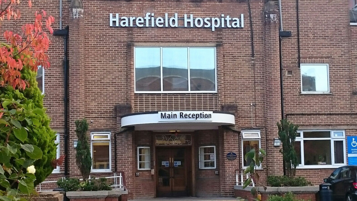 Custom Signs for Hospital's Entrance at Harefield
